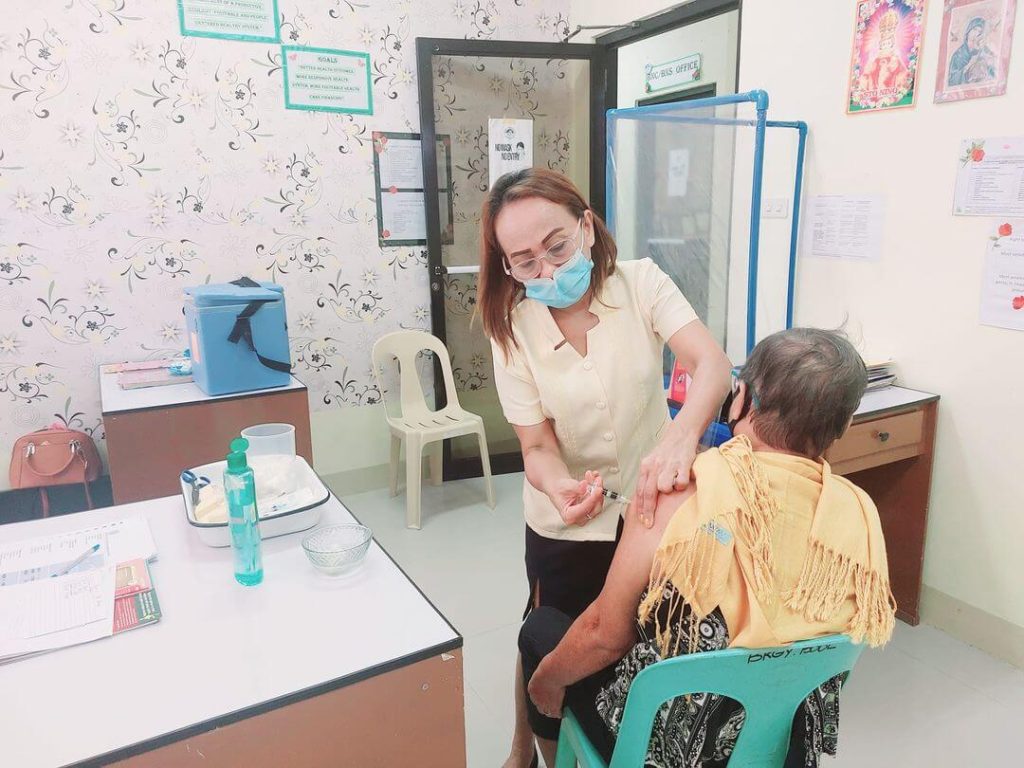 free flu vaccines